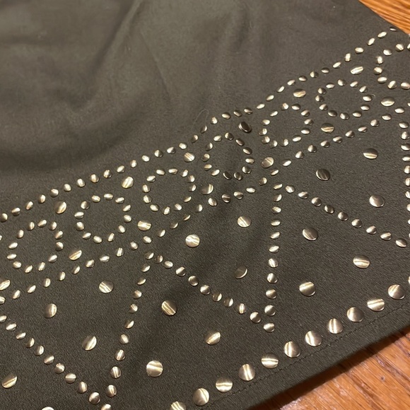 Linea by Louis Dell’Olio  olive green jacket with metal studs.  Size Small. - Picture 3 of 7